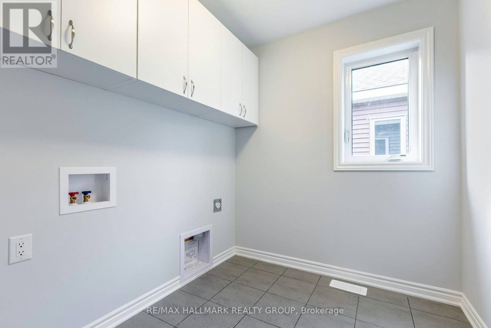 26 Pewee Place, Ottawa, ON, K4A 5J4 - 11