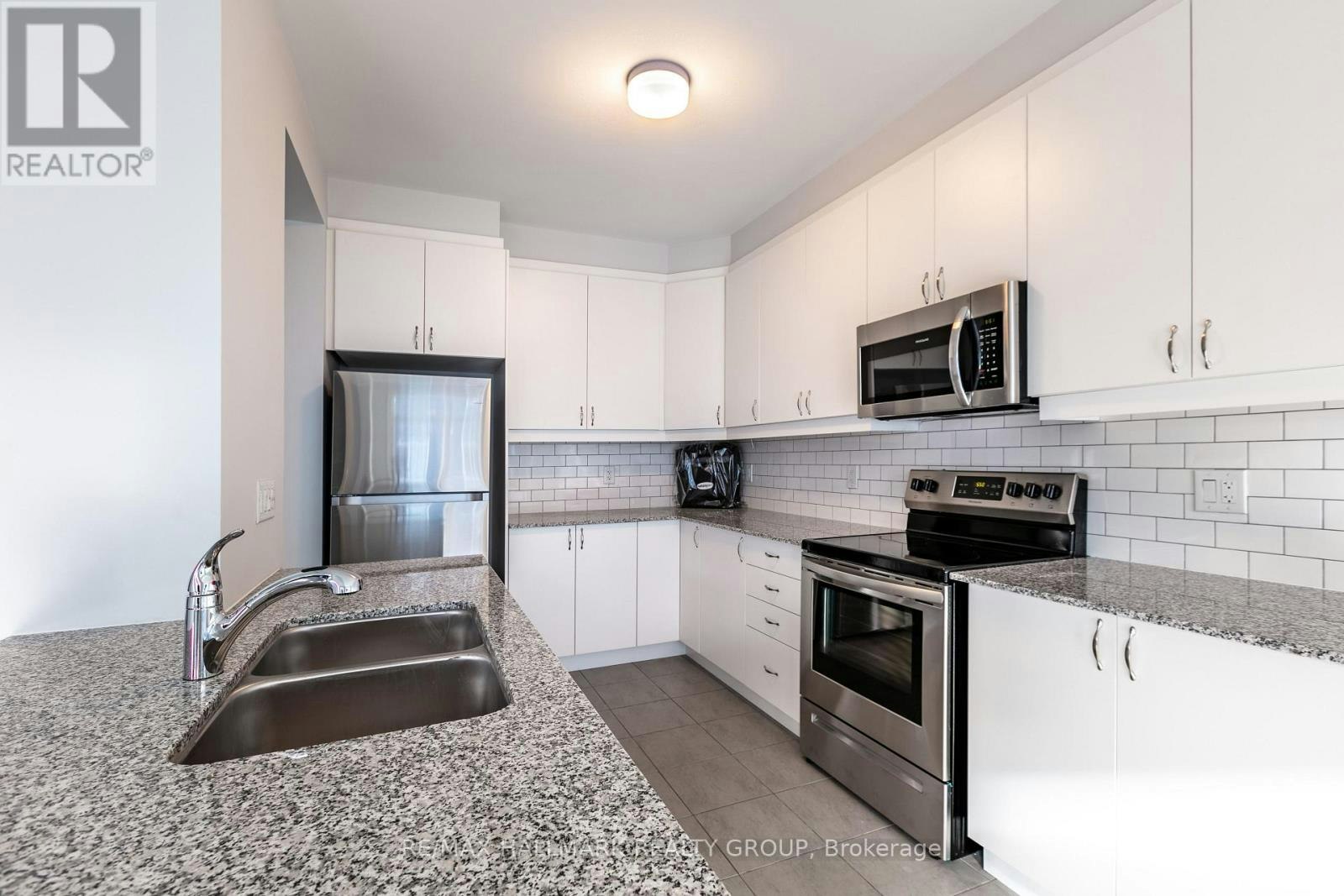 26 Pewee Place, Ottawa, ON, K4A 5J4 - 7