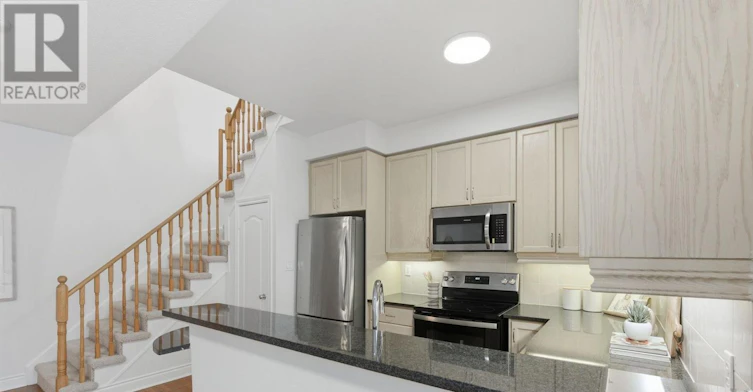 TH 10-1 Rean Drive, Toronto, ON, M2K 3C1 - 9