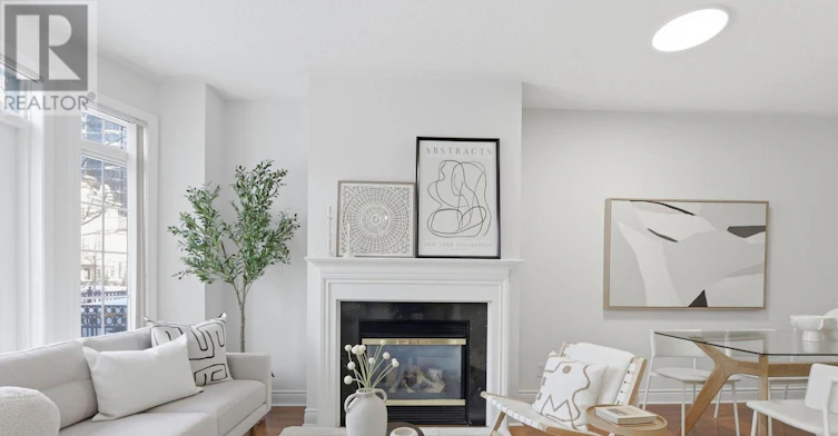 TH 10-1 Rean Drive, Toronto, ON, M2K 3C1