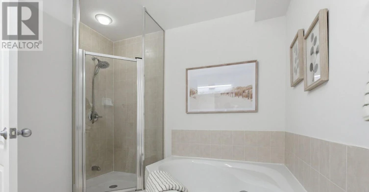 TH 10-1 Rean Drive, Toronto, ON, M2K 3C1 - 17