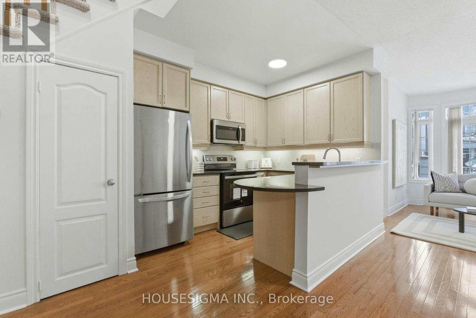 TH 10-1 Rean Drive, Toronto, ON, M2K 3C1 - 6