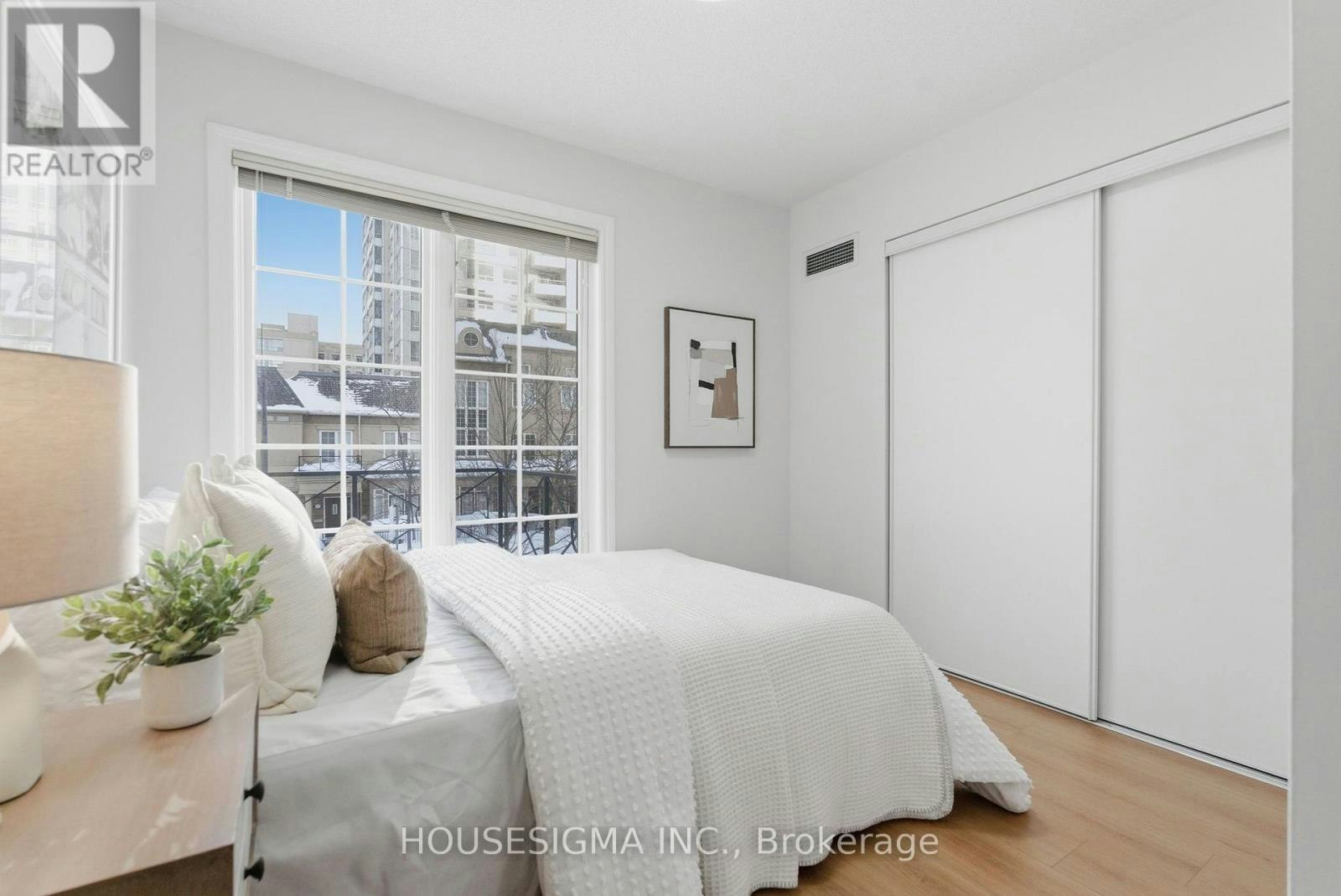 TH 10-1 Rean Drive, Toronto, ON, M2K 3C1 - 19