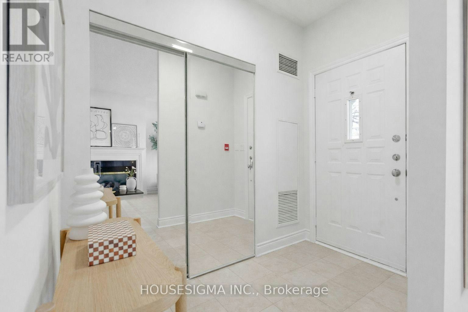 TH 10-1 Rean Drive, Toronto, ON, M2K 3C1 - 5