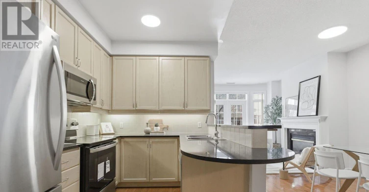 TH 10-1 Rean Drive, Toronto, ON, M2K 3C1 - 8