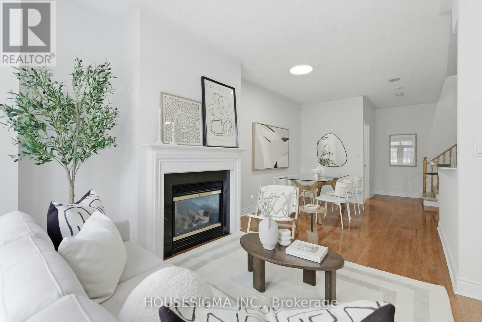 TH 10-1 Rean Drive, Toronto, ON, M2K 3C1 - 2