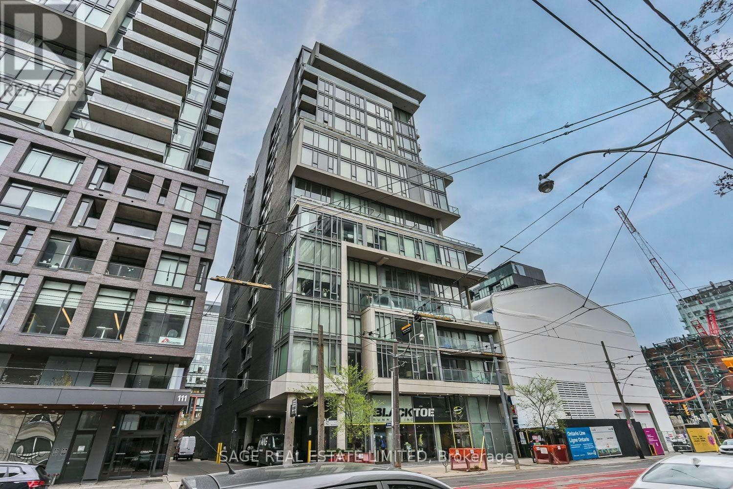 914-95 Bathurst Street, Toronto, ON, M5V 0H7