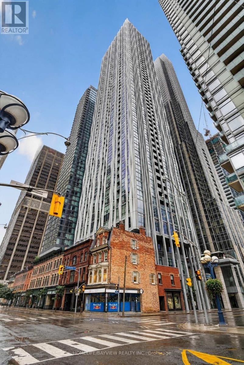 4807-1 Yorkville Avenue, Toronto, ON, M4W 0B1