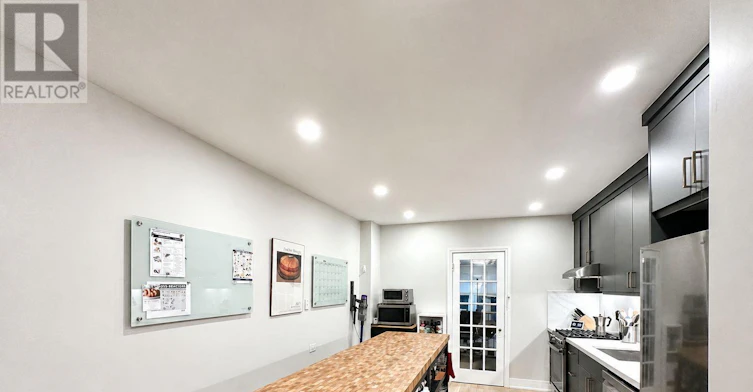149 Wheeler Avenue, Toronto, ON, M4L 3V5 - 13