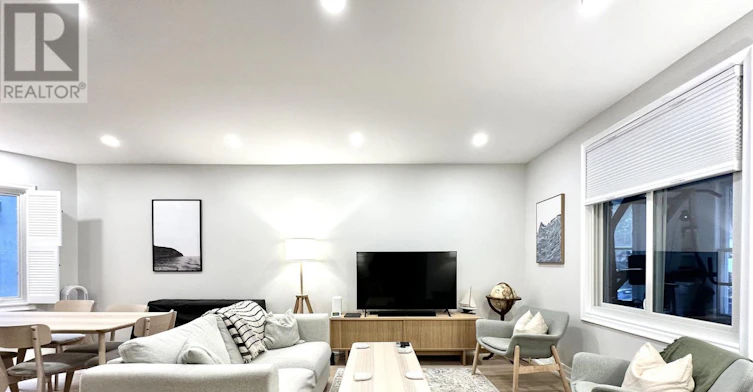149 Wheeler Avenue, Toronto, ON, M4L 3V5 - 7