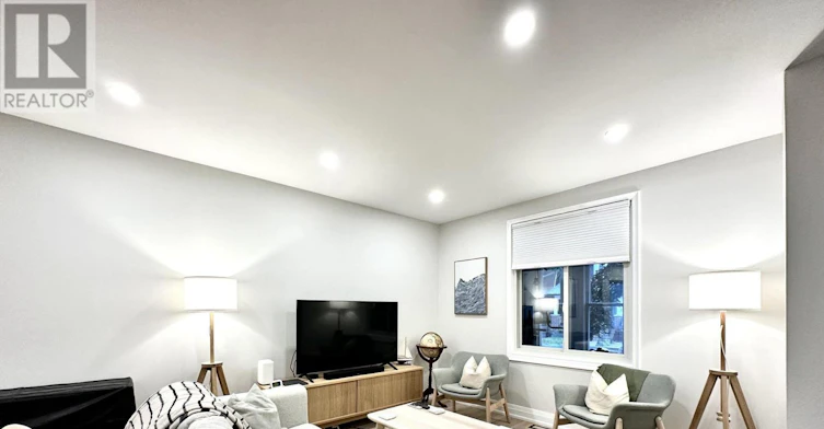 149 Wheeler Avenue, Toronto, ON, M4L 3V5 - 8
