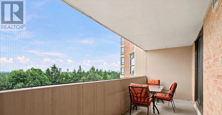 515-7601 Bathurst Street, Vaughan, ON, L4J 4H5 - 35