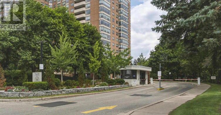 515-7601 Bathurst Street, Vaughan, ON, L4J 4H5 - 2