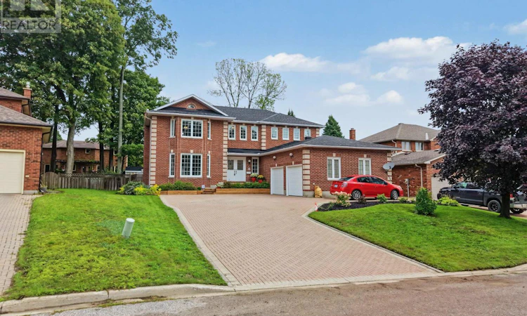 15 Robinhood Court
