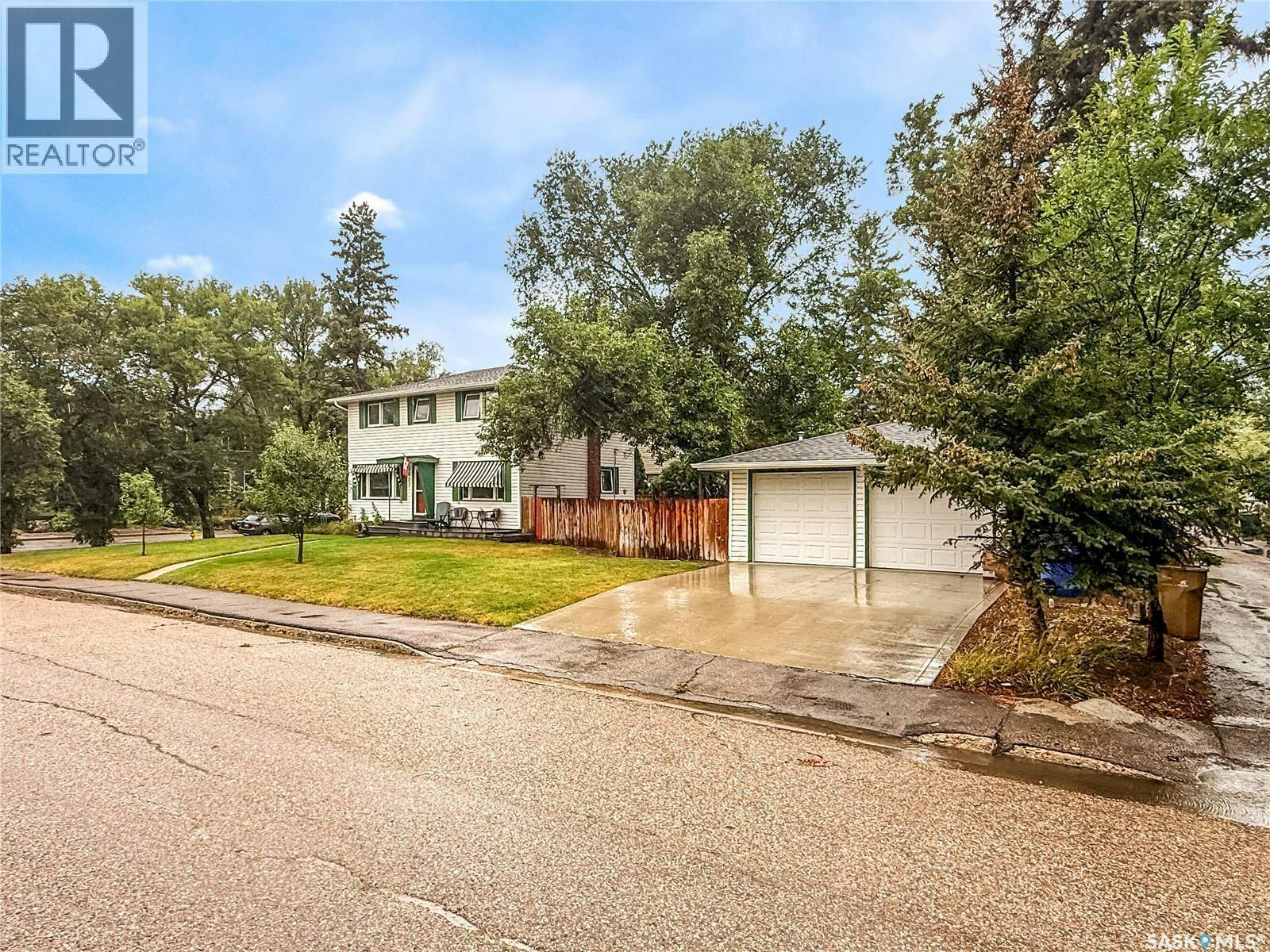 3037 Argyle Road, Regina, SK, S4S 2B3