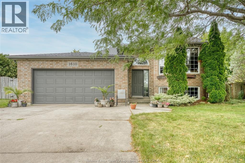 1610 Chornoby Crescent, Tecumseh, ON, N8N 4W3