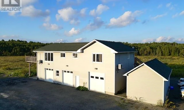 3327 Long Lake Road