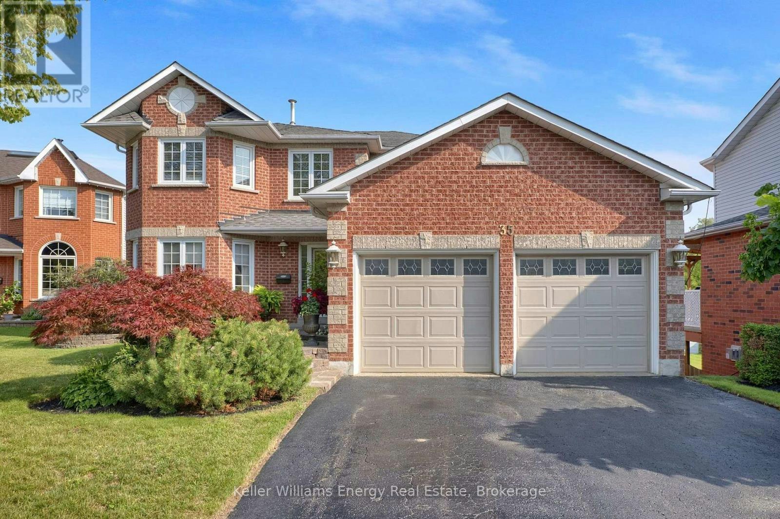 35 Living Court, Clarington, ON, L1E 2V6