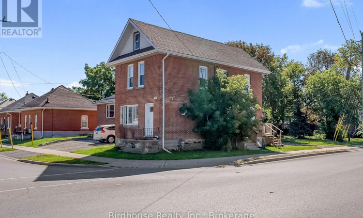 99 Durham Street W