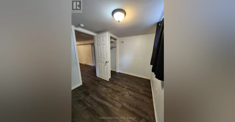 443 Armour Road, Peterborough, ON, K9H 1Y7 - 13