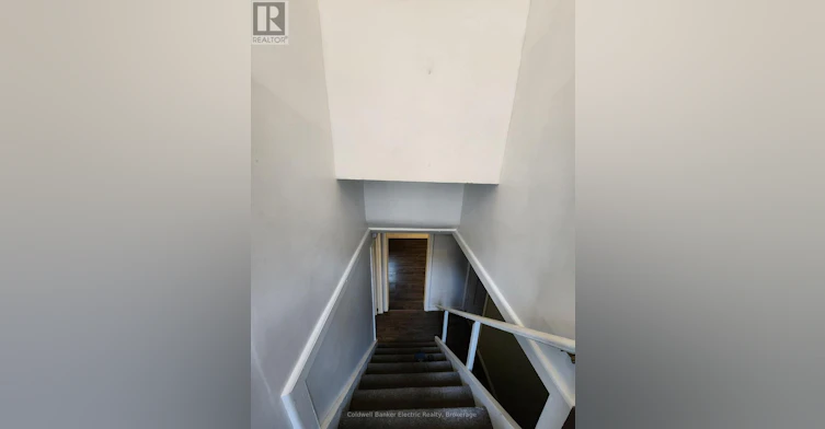 443 Armour Road, Peterborough, ON, K9H 1Y7 - 20
