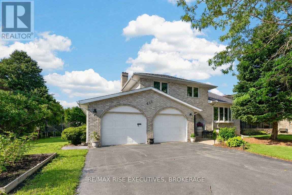 611 Rivermeade Avenue, Kingston, ON, K7M 7Z5