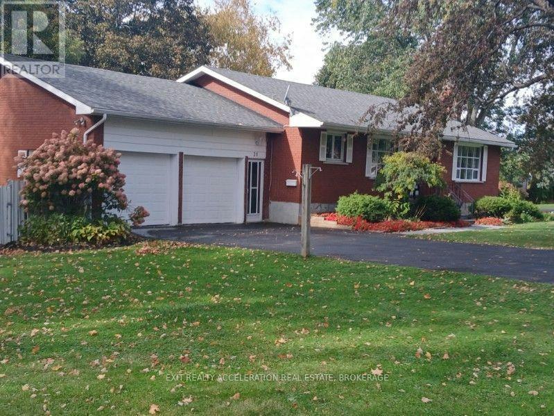28 Southcrest Drive, Greater Napanee, ON, K7R 3K2
