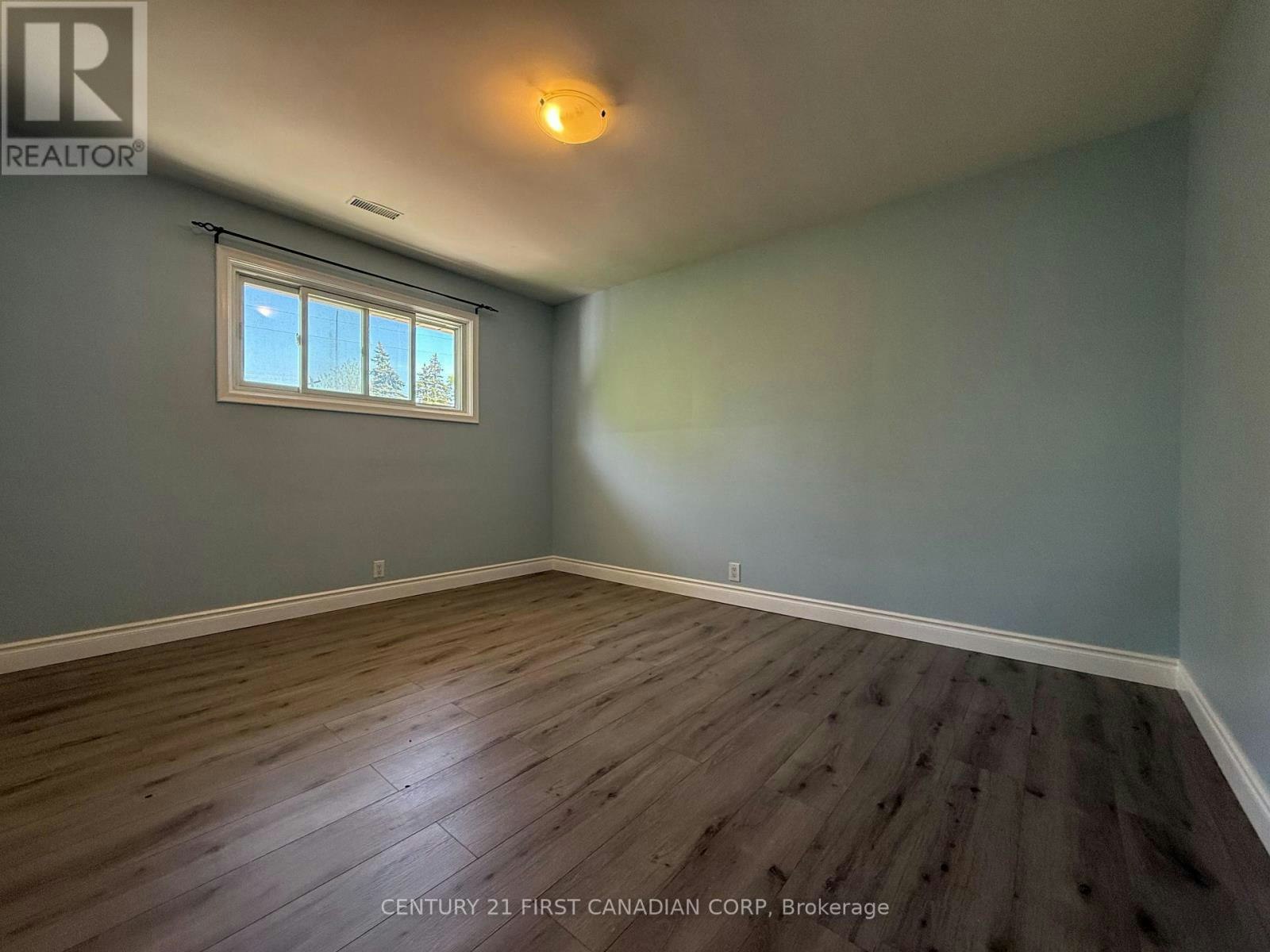 3-228 Burnside Drive, London, ON, N5V 1B9 - 12