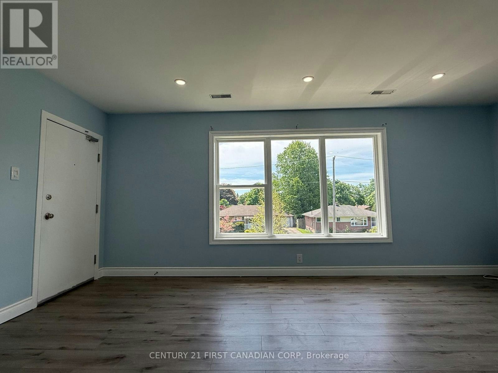 3-228 Burnside Drive, London, ON, N5V 1B9 - 5