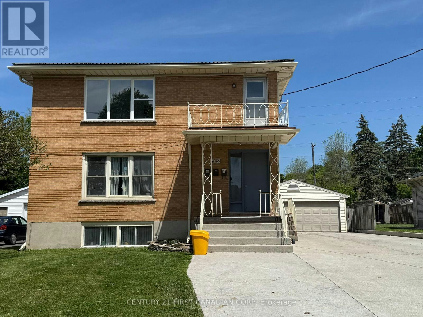 3-228 Burnside Drive, London, ON, N5V 1B9