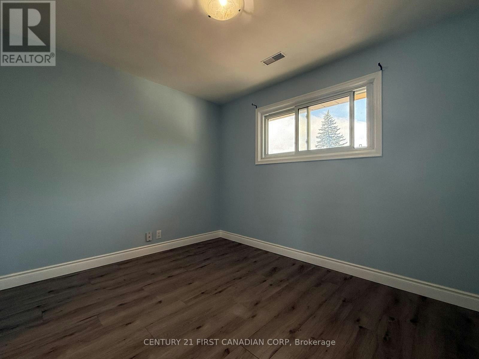 3-228 Burnside Drive, London, ON, N5V 1B9 - 11