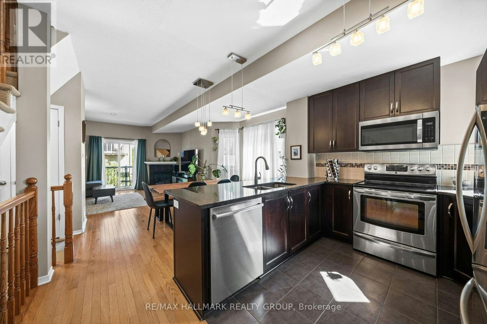 343-49 Jardin Private, Ottawa, ON, K1K 2V8 - 8