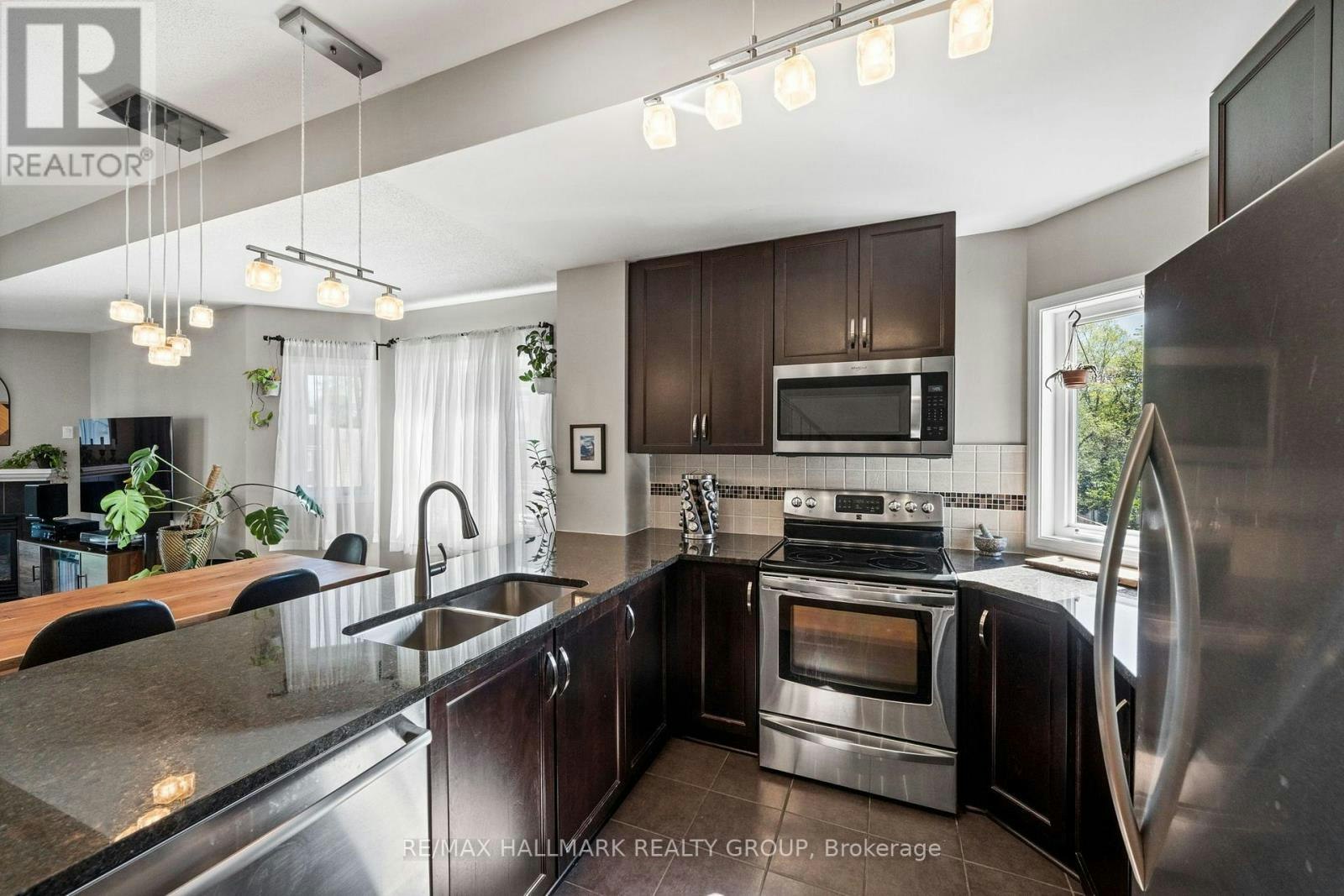 343-49 Jardin Private, Ottawa, ON, K1K 2V8 - 9