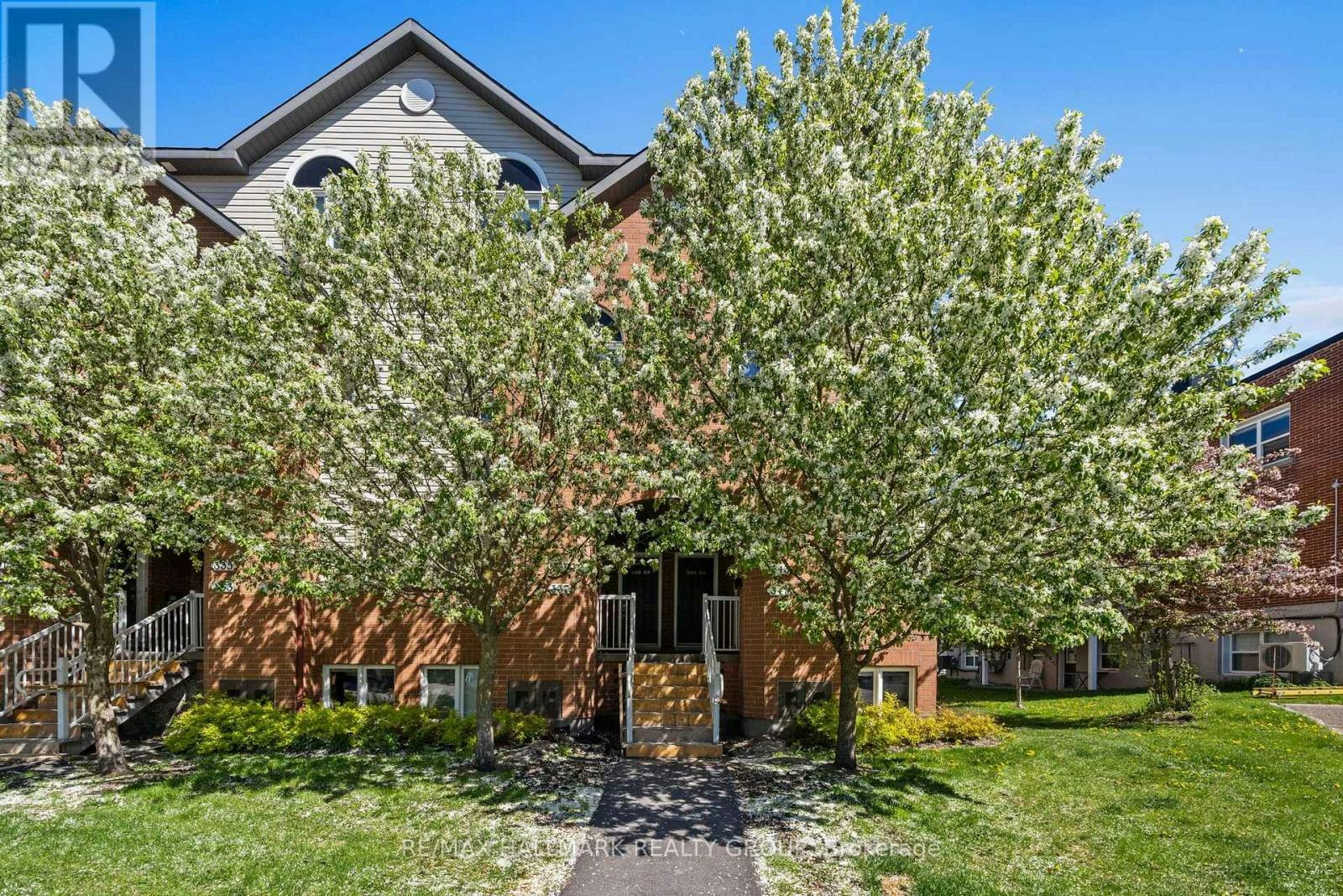 343-49 Jardin Private, Ottawa, ON, K1K 2V8