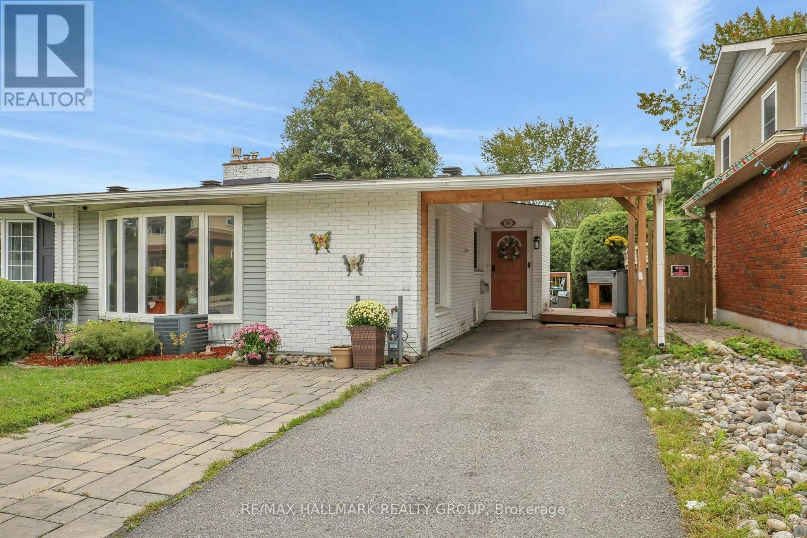 90 Chesterton Drive, Ottawa, ON, K2E 5T6