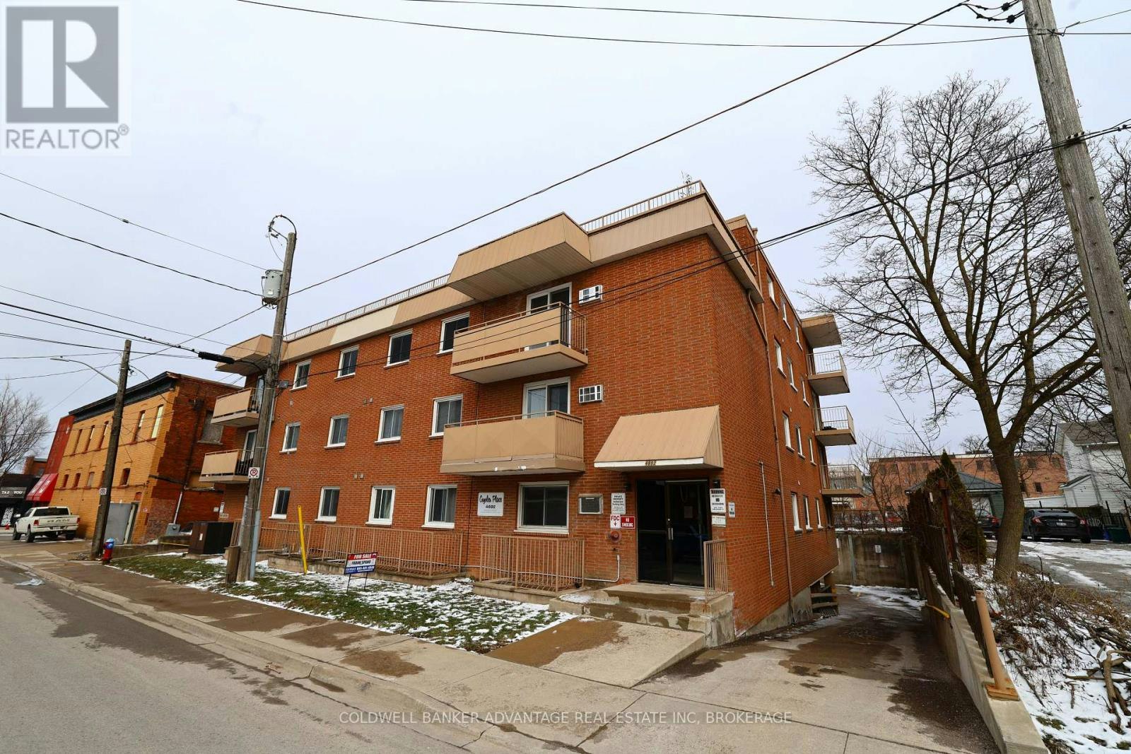 102-4692 Crysler Avenue, Niagara Falls, ON, L2E 3V8