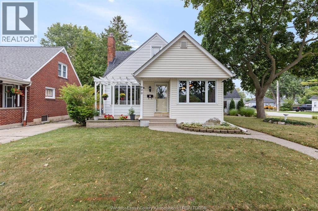 890 Glidden, Windsor, ON, N8S 2N5