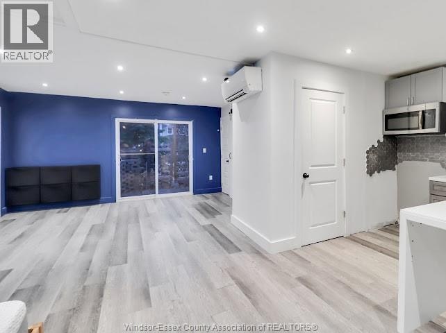 REAR-324 Pierre, Windsor, ON, N9A 2J8 - 11