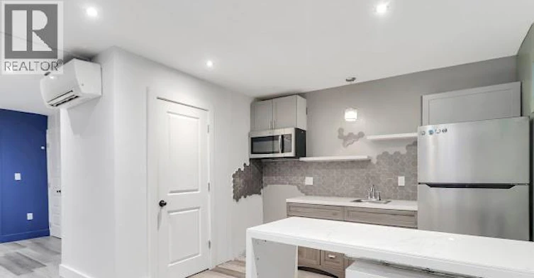 REAR-324 Pierre, Windsor, ON, N9A 2J8 - 7