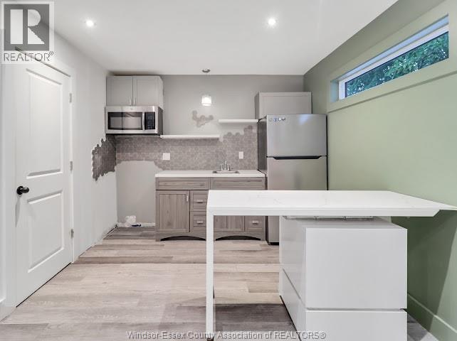 REAR-324 Pierre, Windsor, ON, N9A 2J8 - 6