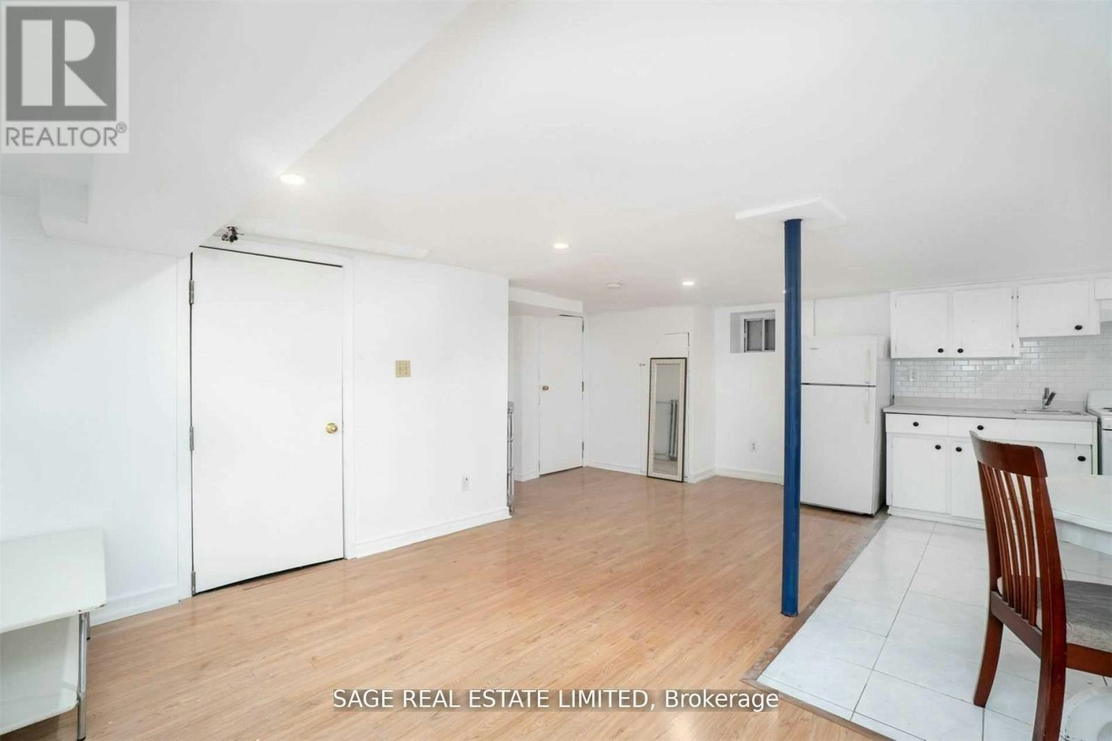 LOWER-604 Ossington Avenue, Toronto, ON, M6G 3T5 - 3