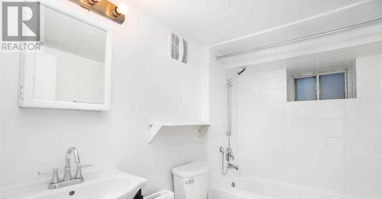 LOWER-604 Ossington Avenue, Toronto, ON, M6G 3T5 - 5