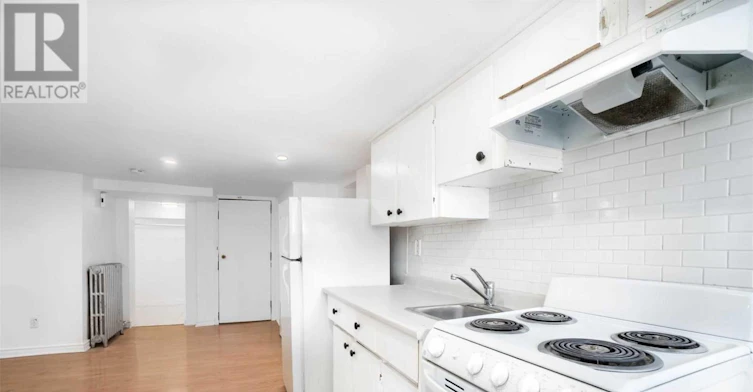 LOWER-604 Ossington Avenue, Toronto, ON, M6G 3T5 - 9