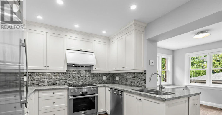 101 Garfield Avenue, Toronto, ON, M4T 1G2 - 5