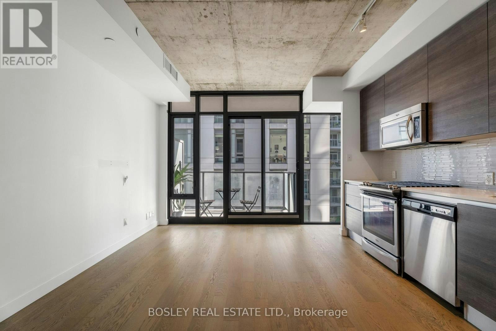 1007-111 Bathurst Street, Toronto, ON, M5V 2R1 - 12