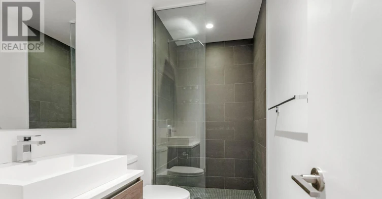 1007-111 Bathurst Street, Toronto, ON, M5V 2R1 - 14