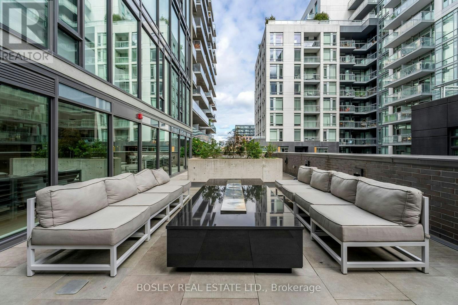 1007-111 Bathurst Street, Toronto, ON, M5V 2R1 - 20