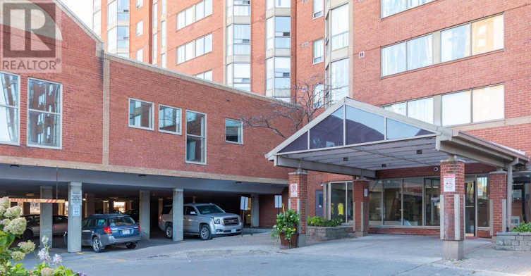 810-2460 Eglinton Avenue E, Toronto, ON, M1K 5J7 - 2