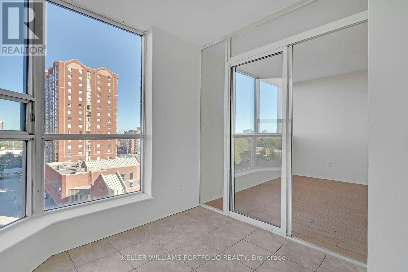810-2460 Eglinton Avenue E, Toronto, ON, M1K 5J7 - 14