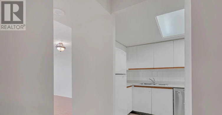 810-2460 Eglinton Avenue E, Toronto, ON, M1K 5J7 - 4